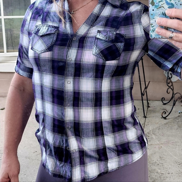 Arizona Women's plaid button down - Picture 5 of 12